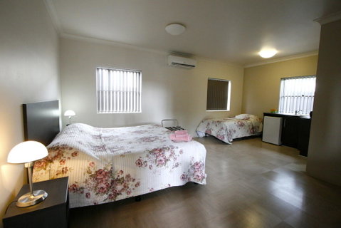 Station Hotel Motel Kurri - Accommodation Gold Coast 2