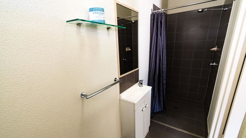 Stay On Sullivan - Accommodation Gold Coast 1