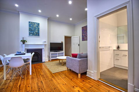 Stay On Sussex - Accommodation Gold Coast 3