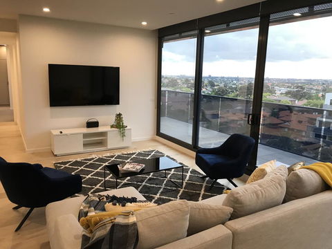 StayCentral Essendon Escape Sub-penthouse - Accommodation Gold Coast 0