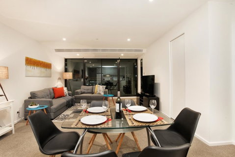 StayCentral On Lonsdale - Accommodation Gold Coast 1