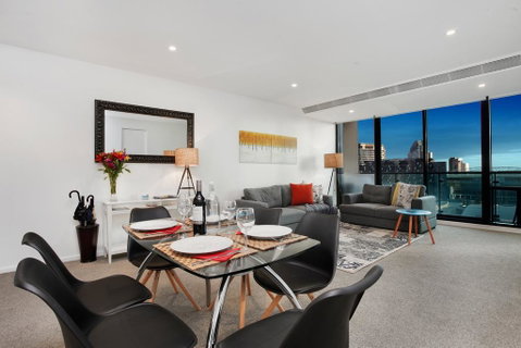 StayCentral On Lonsdale - Accommodation Gold Coast 0