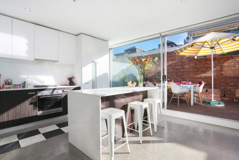 StayCentral On Oxford Penthouse - Accommodation Gold Coast 2