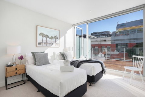 StayCentral On Oxford Penthouse - Accommodation Gold Coast 3