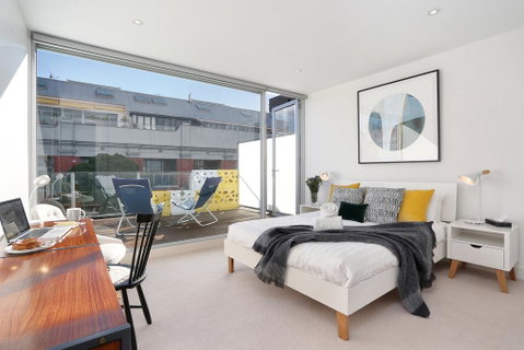 StayCentral On Oxford Penthouse - Accommodation Gold Coast 0