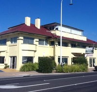 Stella's Dromana Hotel - 1 Gold Coast