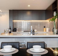 STH - River Views Fast Internet Long Stays - Accommodation Gold Coast