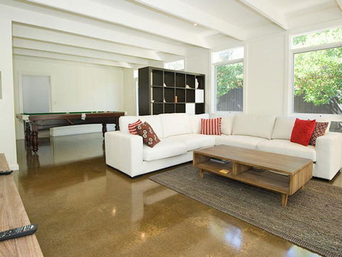 Stillwater - Accommodation Gold Coast 1