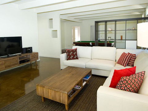Stillwater - Accommodation Gold Coast 2