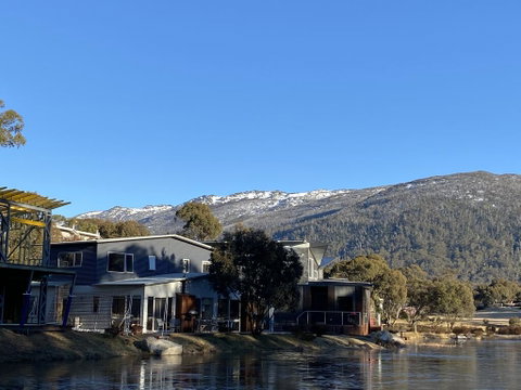 Stillwater Chalet A- Lake Crackenback - Accommodation Gold Coast 2