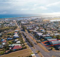 Stillwaters - Panoramic View of Lakes Entrance - Gold Coast 4U