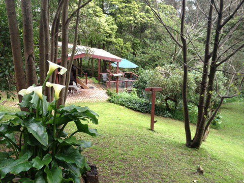 Stone's Throw Cottage Bed And Breakfast - Accommodation Gold Coast 0