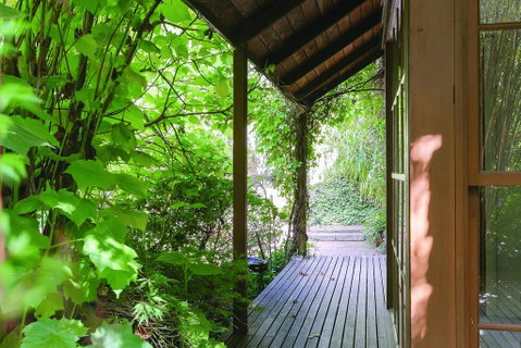 Stonehenge Retreat - Accommodation Gold Coast 1