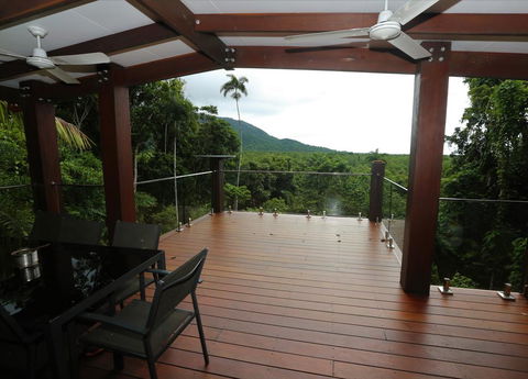Stonewood Views - Accommodation Gold Coast 0