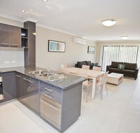 Stonewood Villas - Accommodation Gold Coast