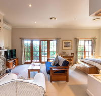 Strathearn Park Lodge - Accommodation Gold Coast