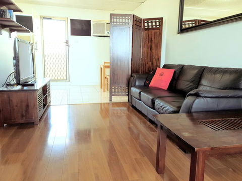 Studio 412 - Ocean And Sunset Views On A Budget - Accommodation Gold Coast 2