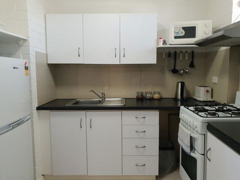 Studio 412 - Ocean And Sunset Views On A Budget - Accommodation Gold Coast 3