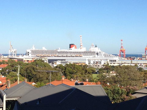 Studio 412 - Ocean And Sunset Views On A Budget - Accommodation Gold Coast 1