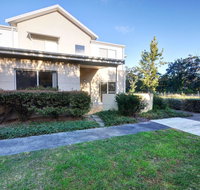 Stunning Holiday Townhouse - Accommodation Gold Coast