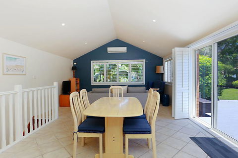 Stunning Home In Salamander Bay! - Accommodation Gold Coast 0