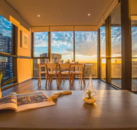 STUNNING Luxury 2beds2bathAPT CBD Haymarket - Gold Coast 4U