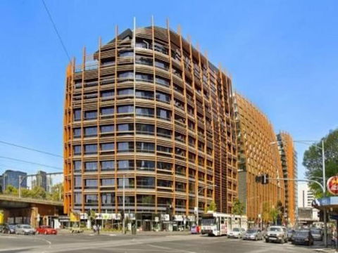 Stylish 1 Bedroom Apartment Amazing City Views - Accommodation Gold Coast 3