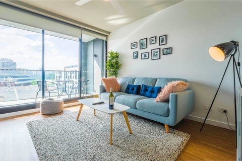 Stylish 2-bedroom Apartment In Fortitude Valley - Gold Coast 4U 0