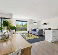 Stylish and Spacious Launceston Villa  Free Wifi - Accommodation Gold Coast