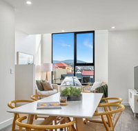 Stylish Townhouse - Accommodation Gold Coast