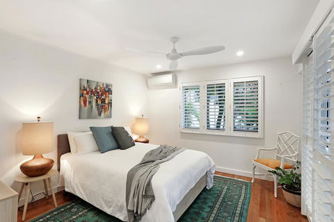 Summer Breeze - Accommodation Gold Coast 3
