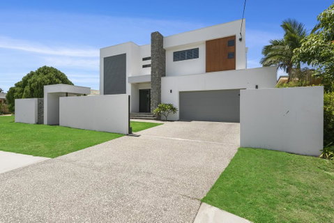 Summer Haven - Accommodation Gold Coast 3