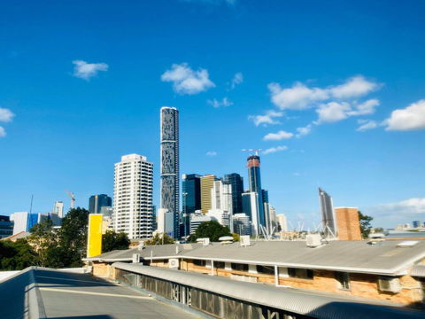 Summer House Backpackers Brisbane - Gold Coast 4U 2