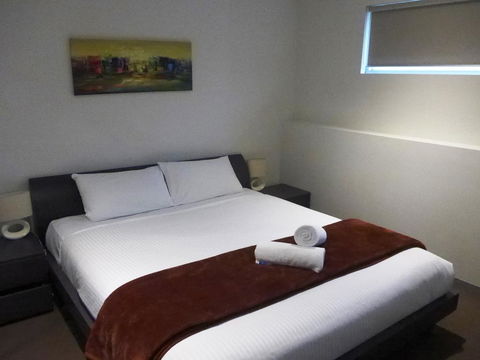 Summer Inn Holiday Apartments - Gold Coast 4U 2