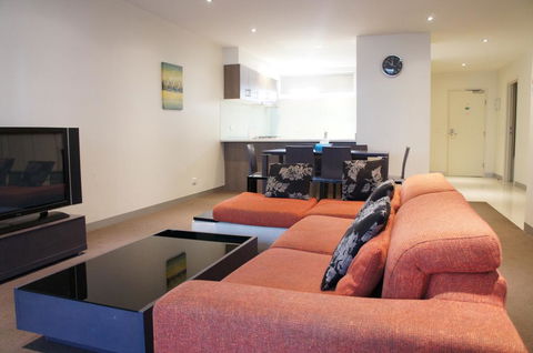 Summer Inn Holiday Apartments - Gold Coast 4U 1