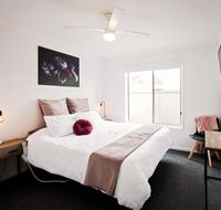 Sunny Shackell - Echuca Moama Holiday Accommodation - Accommodation Gold Coast