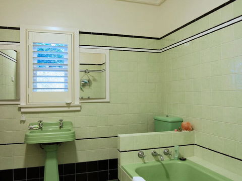 Sunrise House - Accommodation Gold Coast 1