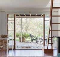 Sunseeker Cottage - Gorgeous seaside cottage - Accommodation Gold Coast
