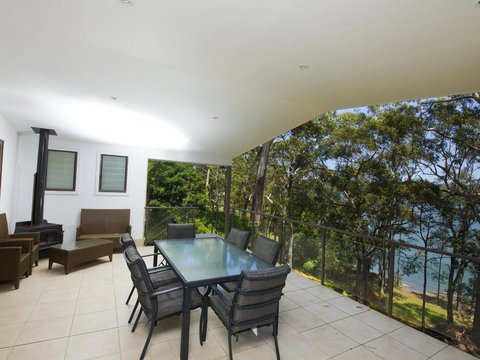 Sunset At Sandbar - 1 Gold Coast 0