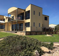 Sunset Cove Beach House - Accommodation Gold Coast