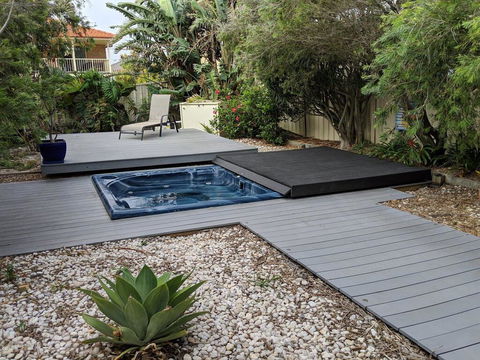Sunset On Birubi' - Pet Friendly, Air Con, Water Views, WIFI And Outdoor Spa - Gold Coast 4U 0
