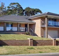 Sunset over Neptune - pet friendly 5 min to beach - Accommodation Gold Coast