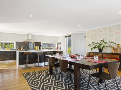 Sunshine Beach House-25 Metre Walk To The Beach - Accommodation Gold Coast 2