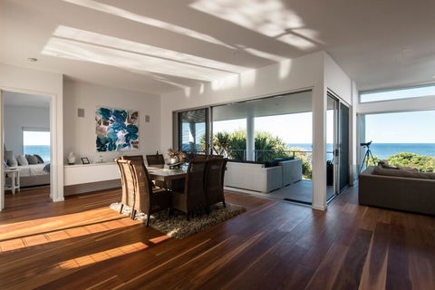 Sunshine Coast White House - Accommodation Gold Coast 3