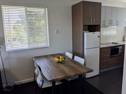Superb 2 BR Apartment Minutes To CBD- Cen8 - Gold Coast 4U 2