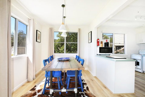 Surf Shack - Pet Friendly - 1 Min Walk To Beach - Accommodation Gold Coast 0