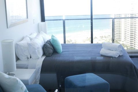 Surfers Paradise Two Bedroom Luxury Seaview Spa Apartment - Sealuxe - Accommodation Gold Coast 2