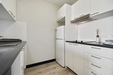 Swainson On Synagogue - Accommodation Gold Coast 3