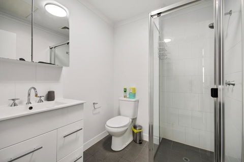 Swainson On Synagogue - Accommodation Gold Coast 2