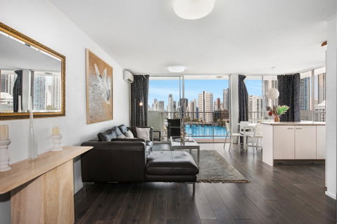 Sweeping Views Of Surfers Paradise And Chevron Island - Accommodation Gold Coast 0